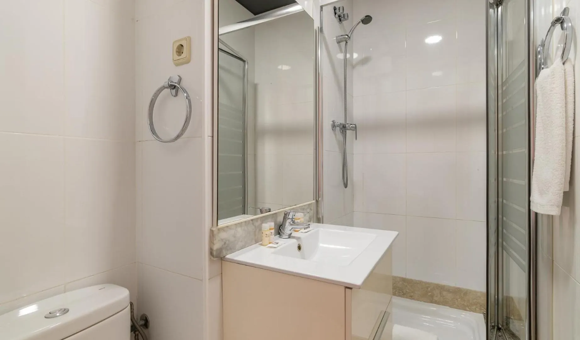 Stay U-Nique Apartments Torre D'En Damians II Βαρκελώνη