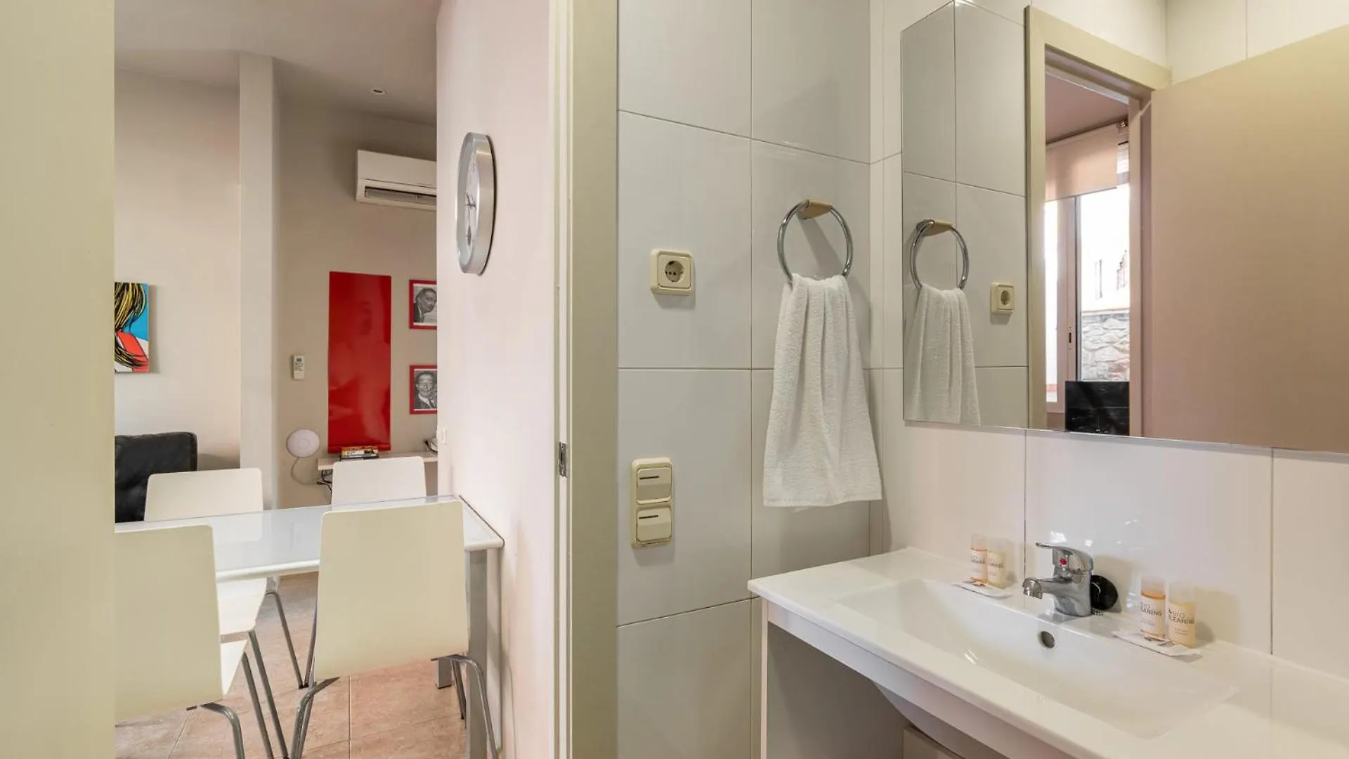 Stay U-Nique Apartments Torre D'En Damians II Βαρκελώνη Ισπανία
